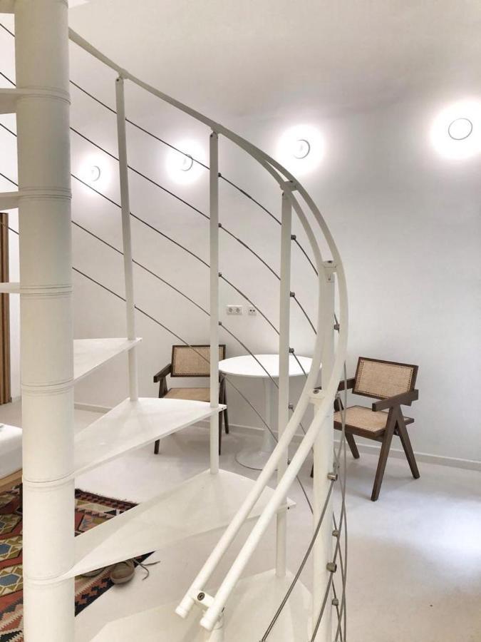 Grosszuegiges Apartment Mit Lounge Naehe Naschmarkt Вена Экстерьер фото